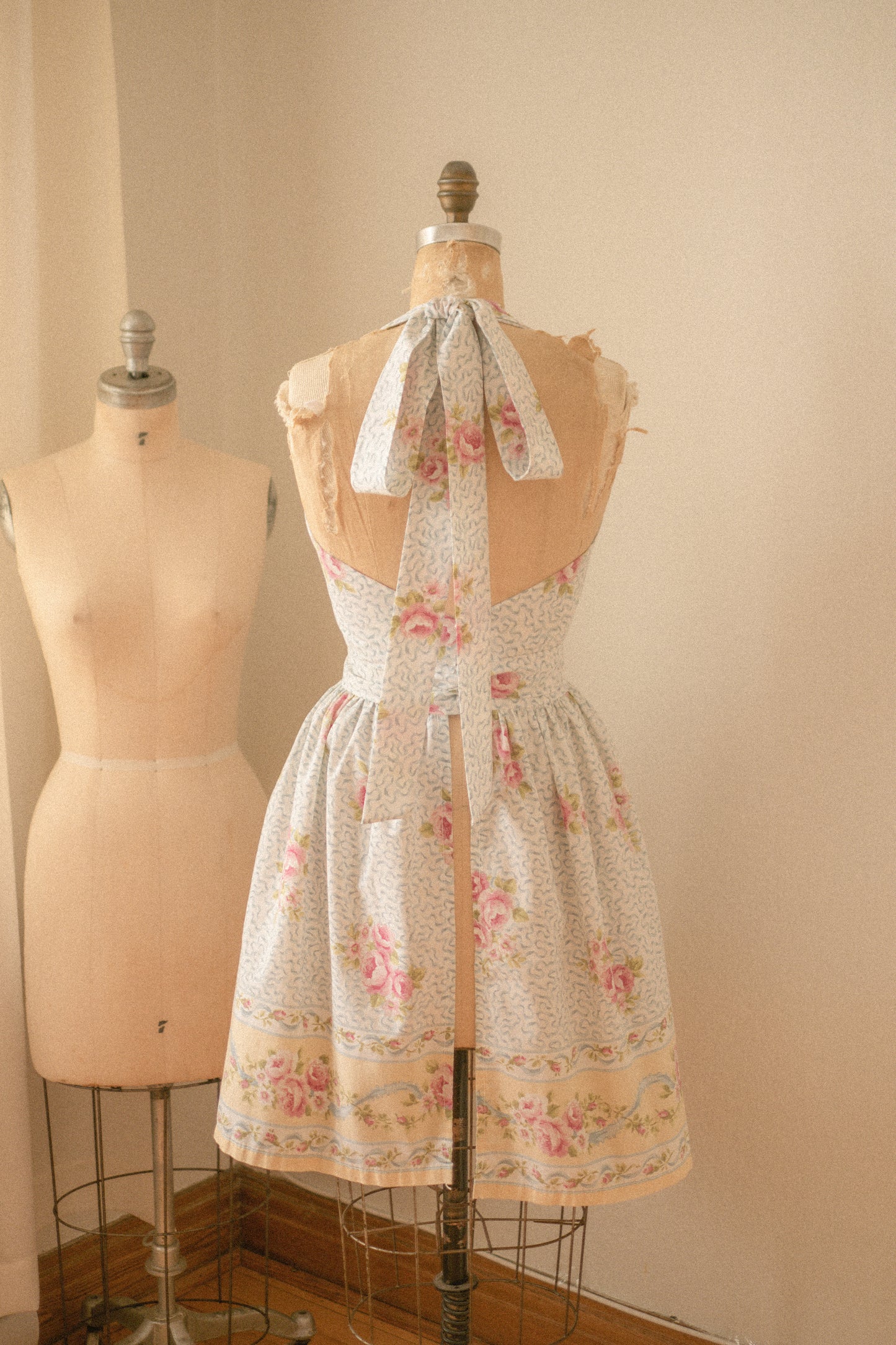 Handmade vintage apron set - ribbon