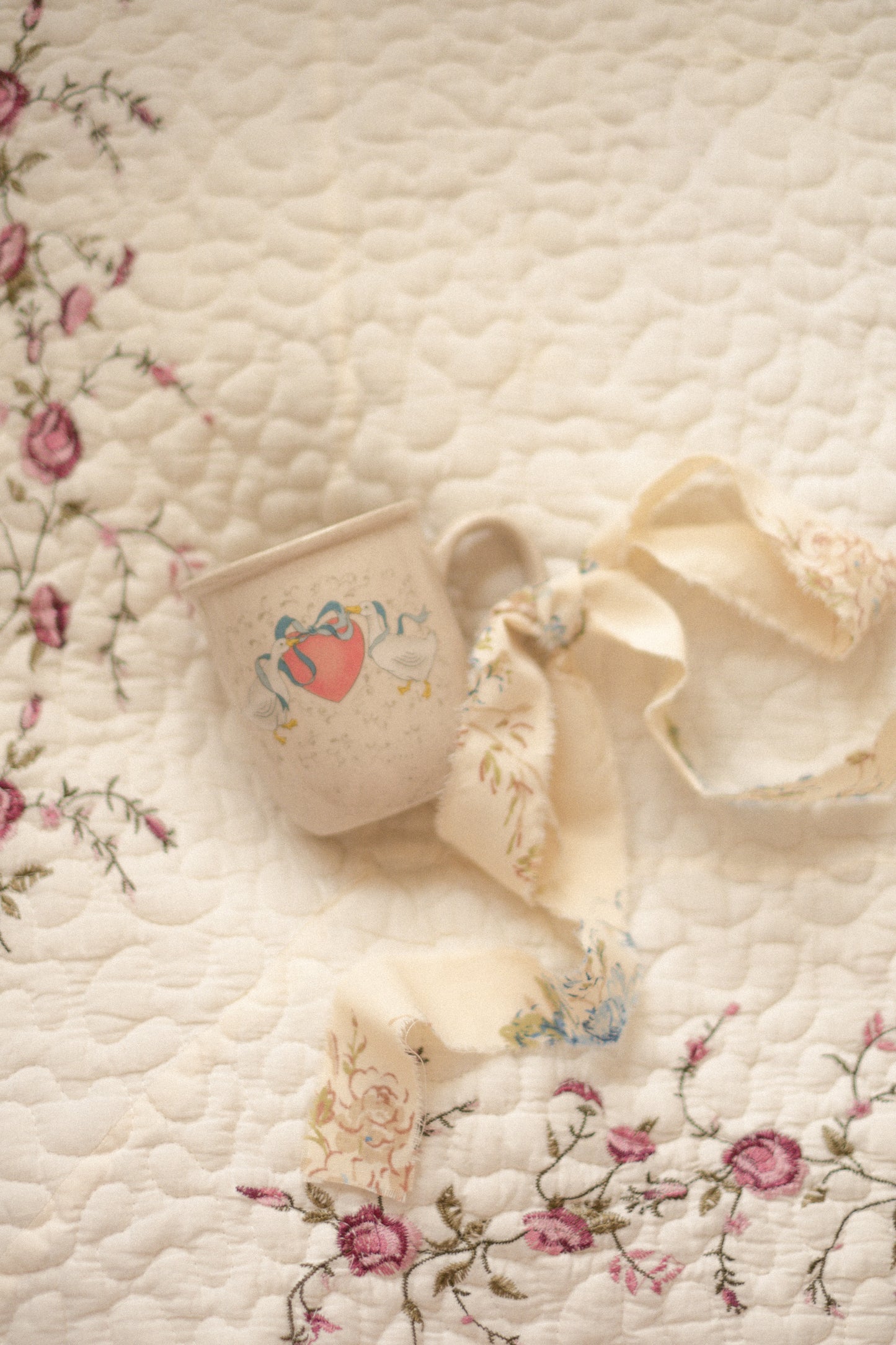 Vintage ceramic heart goose mug ♡