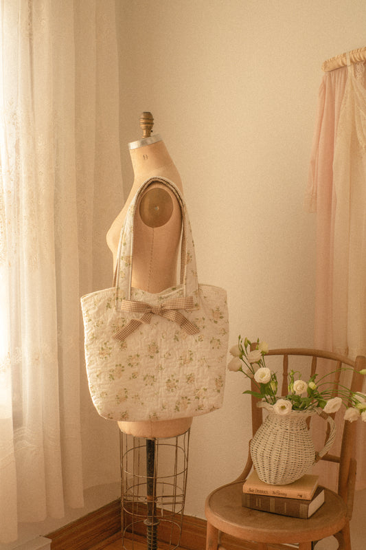 Handmade quilted large tote bag - gingham garden