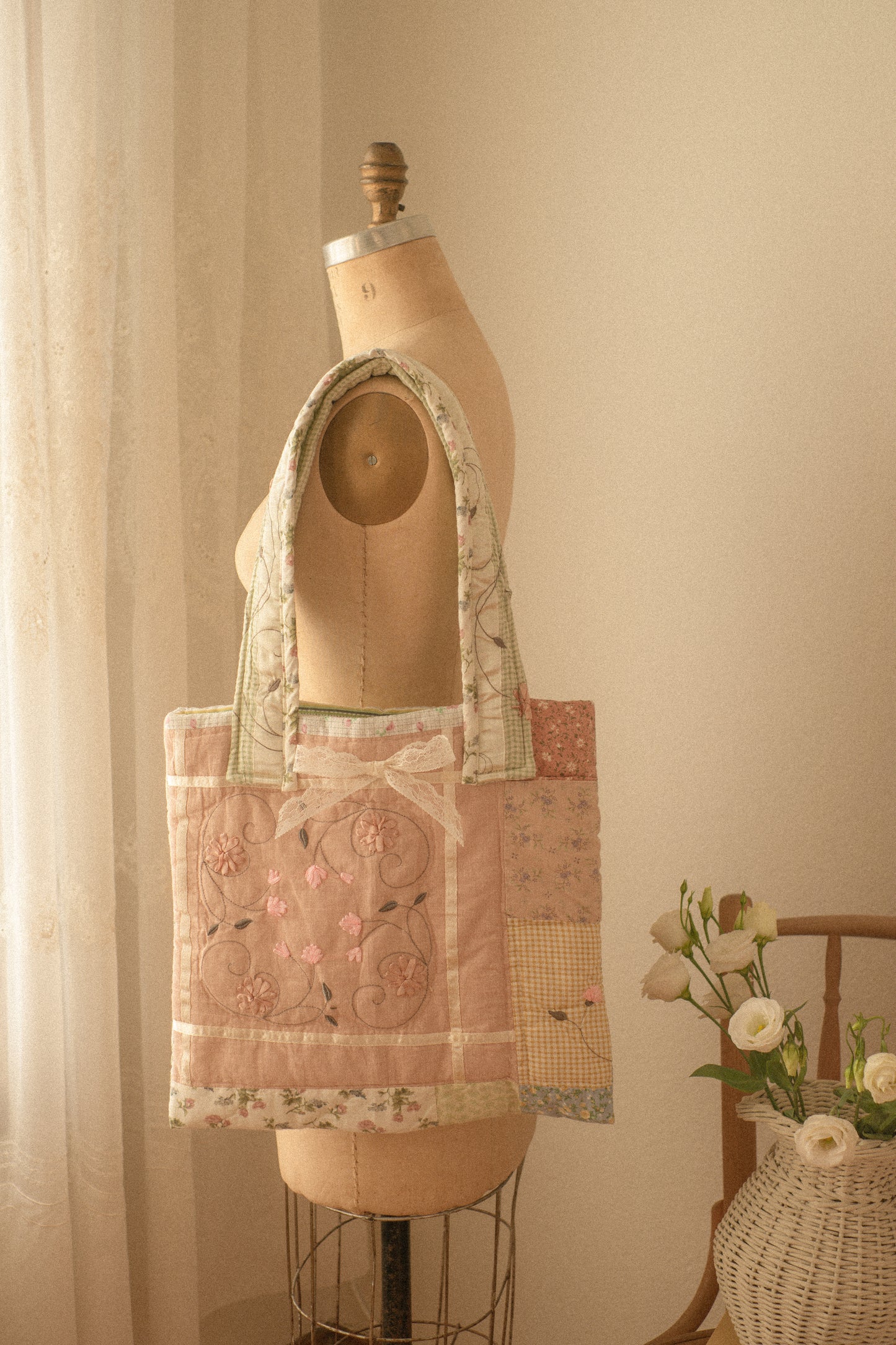 Handmade quilted mini tote bag - spring meadow