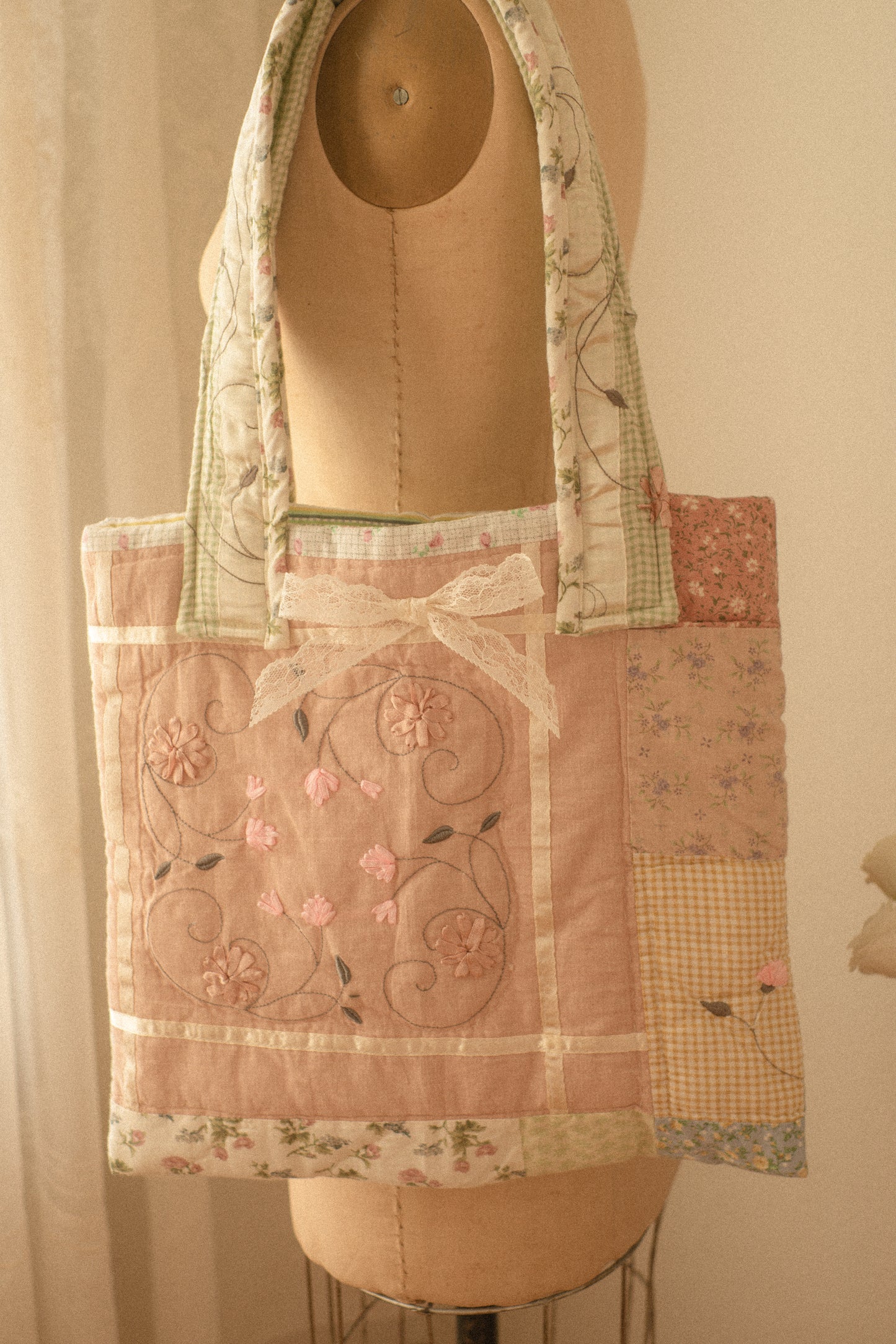 Handmade quilted mini tote bag - spring meadow