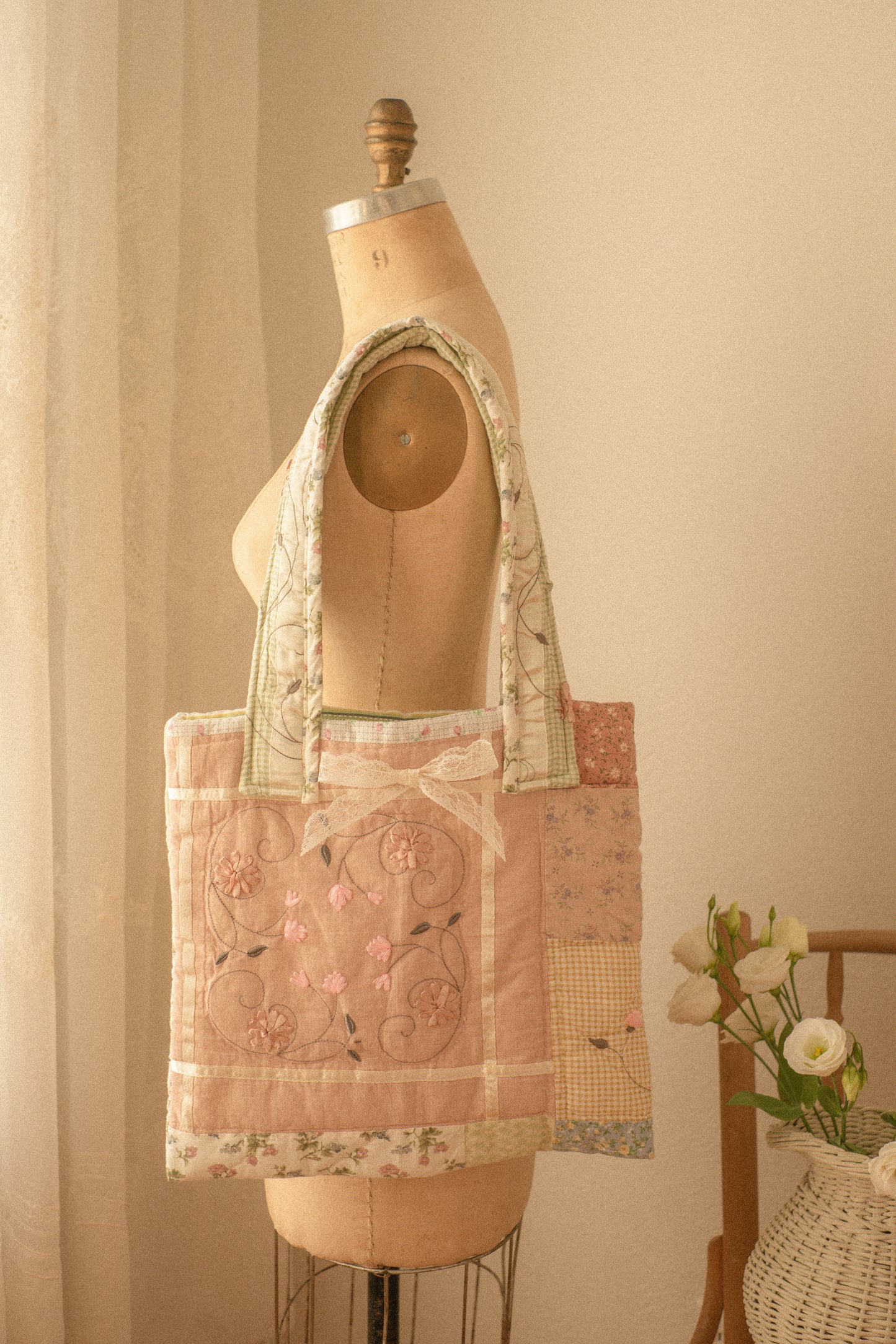 Handmade quilted mini tote bag - spring meadow