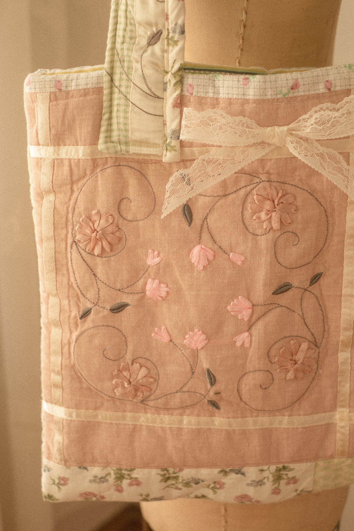 Handmade quilted mini tote bag - spring meadow