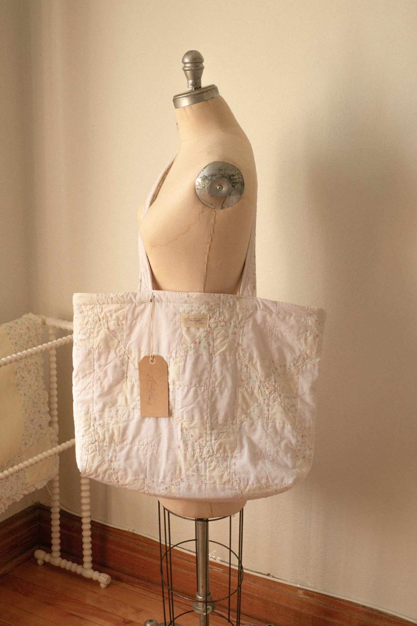 Handmade large quilted tote bag - Rosette