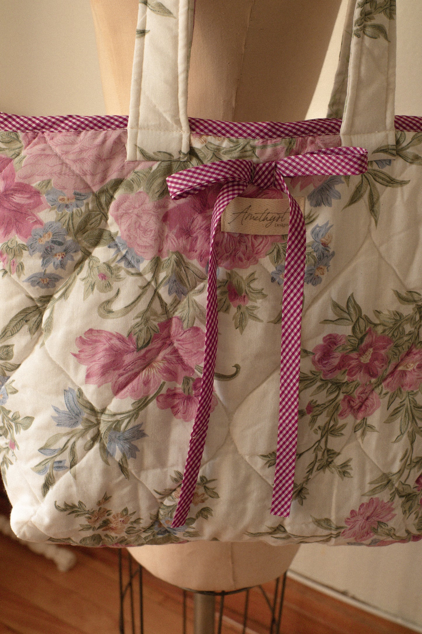 Handmade quilted mini tote bag - Sugarplum