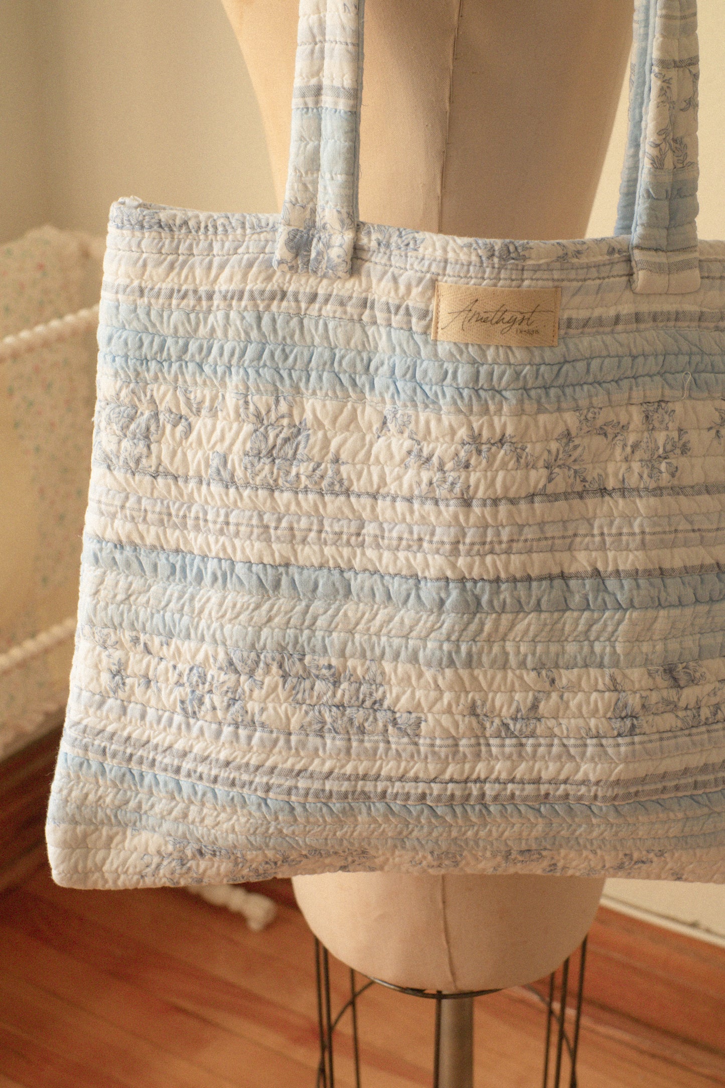 Handmade quilted mini tote bag - Cloud