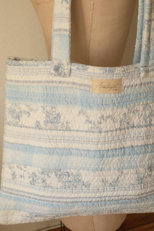 Handmade quilted mini tote bag - Cloud