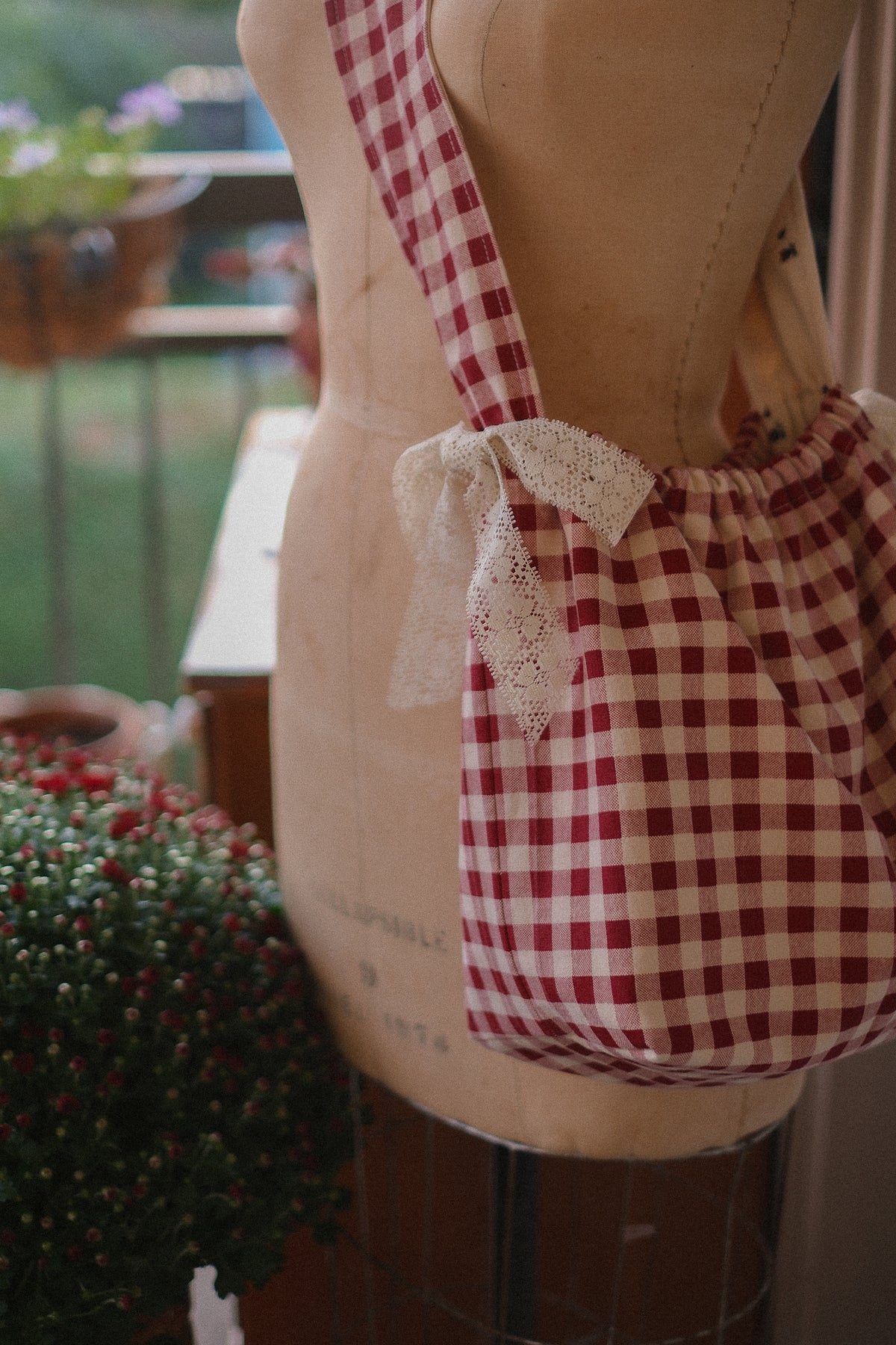 Handmade cotton tote bag - gingham ☕️