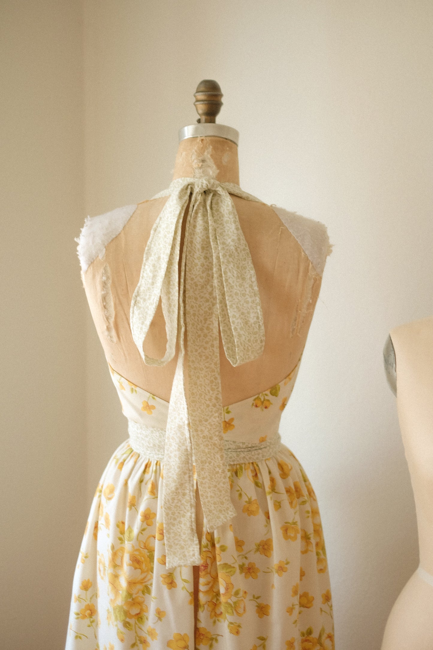 Handmade vintage floral apron - Honey β‘