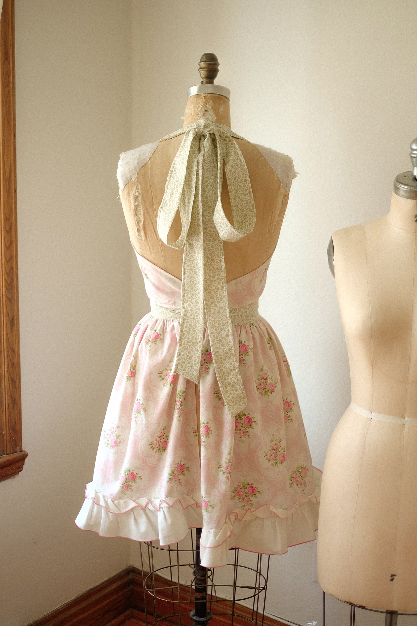 Handmade vintage floral apron - Valentine♡