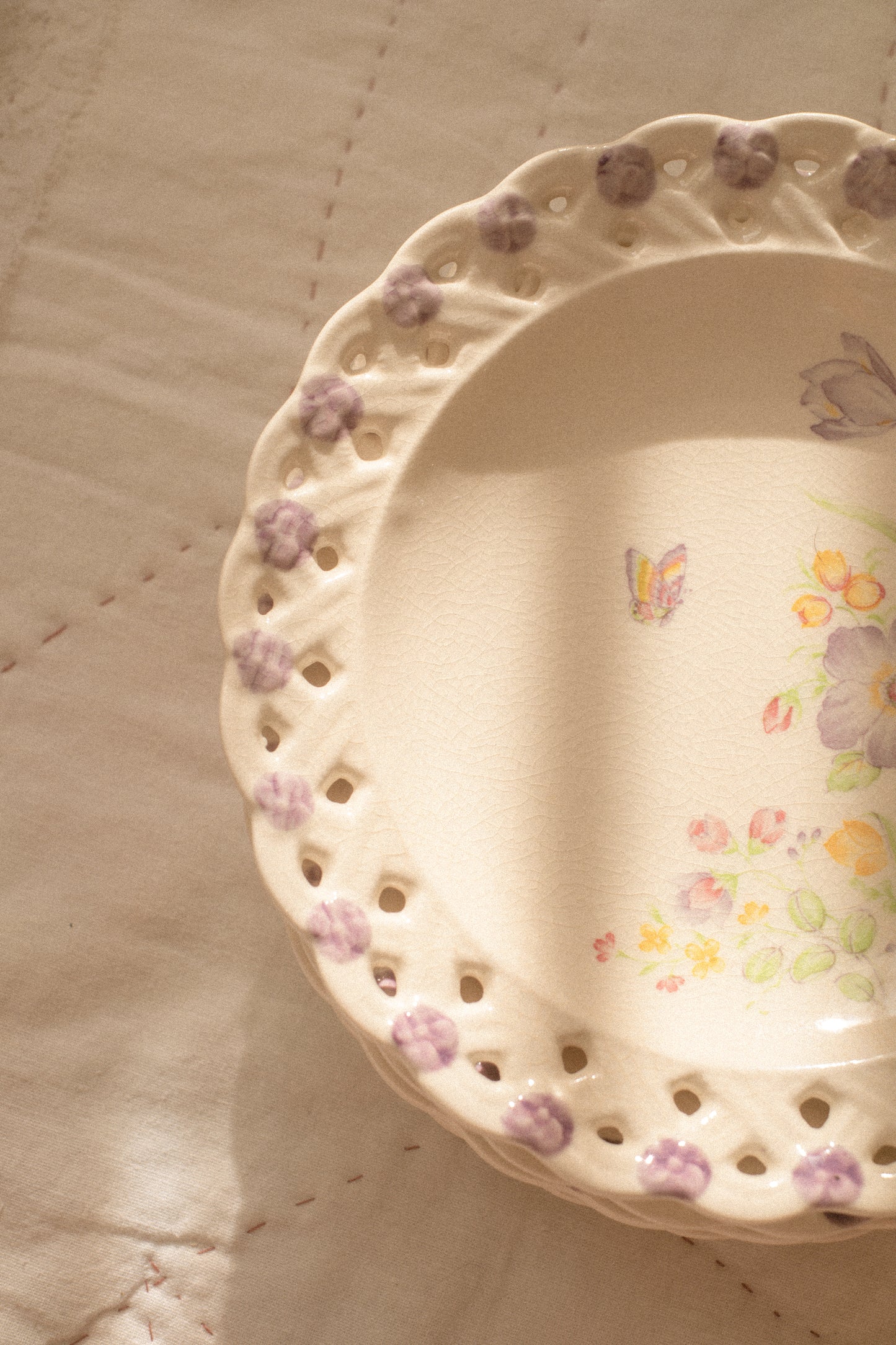 Vintage floral scalloped lace dessert plates