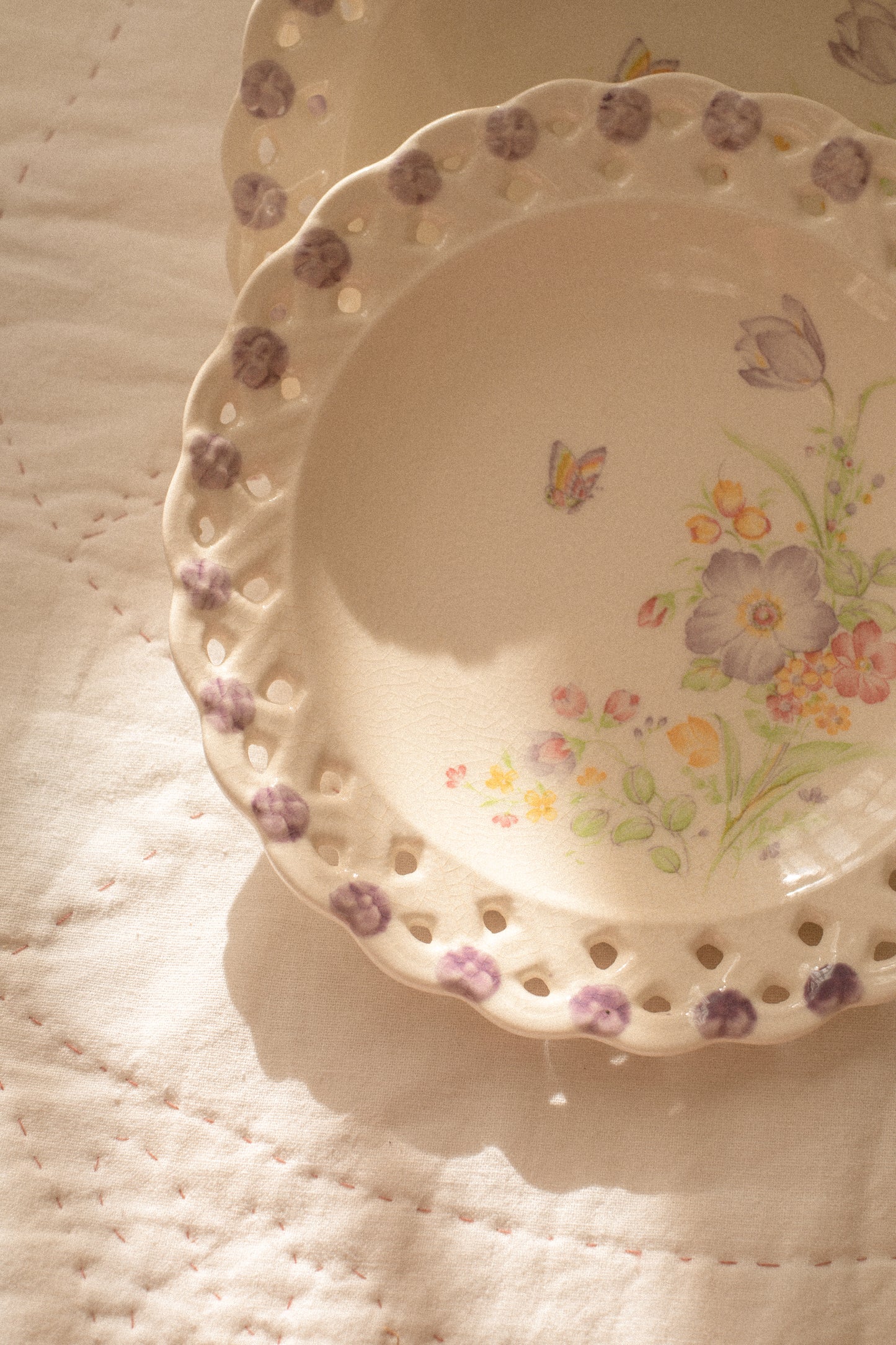 Vintage floral scalloped lace dessert plates