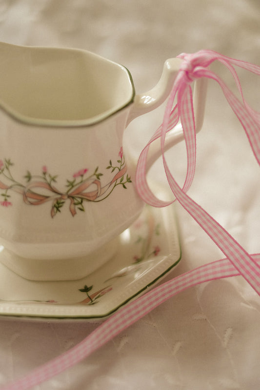 Vintage bow ceramic creamer dish & matching dish♡