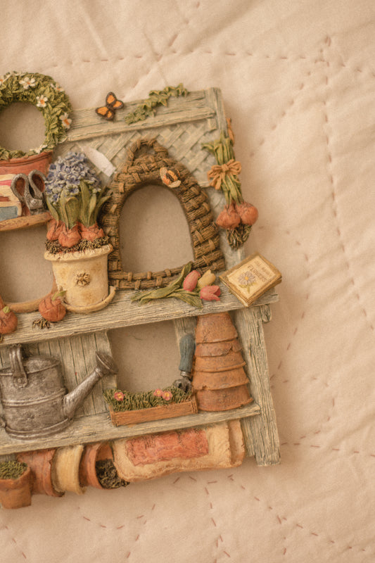 Vintage cottagecore ceramic frame