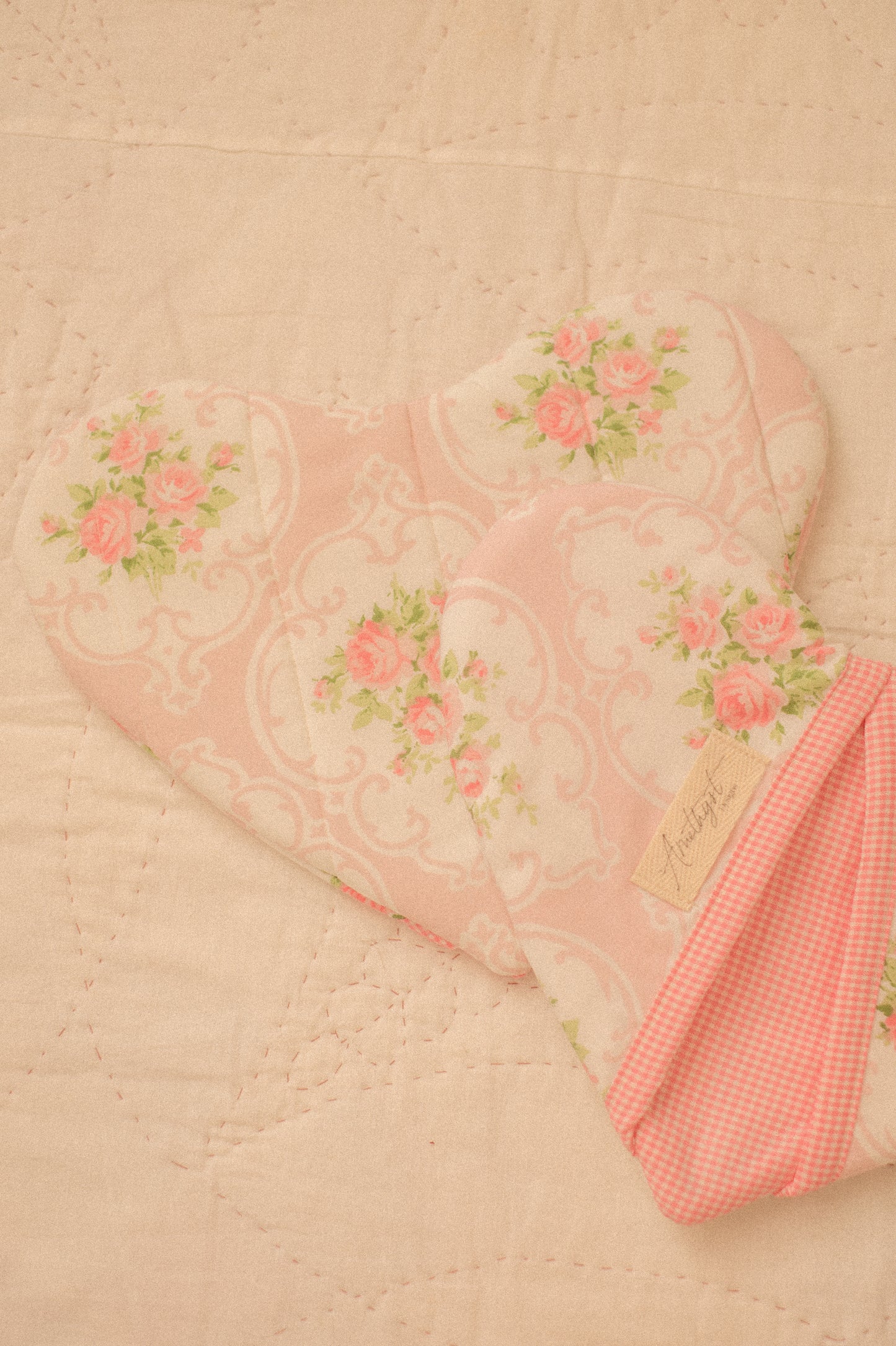 Handmade heart shaped oven mitts- pink bloom