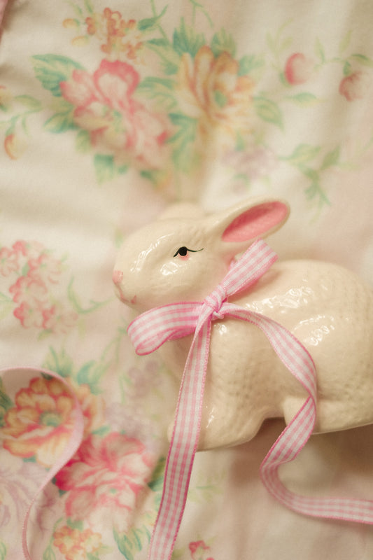 Vintage ceramic white bunny figurine ♡