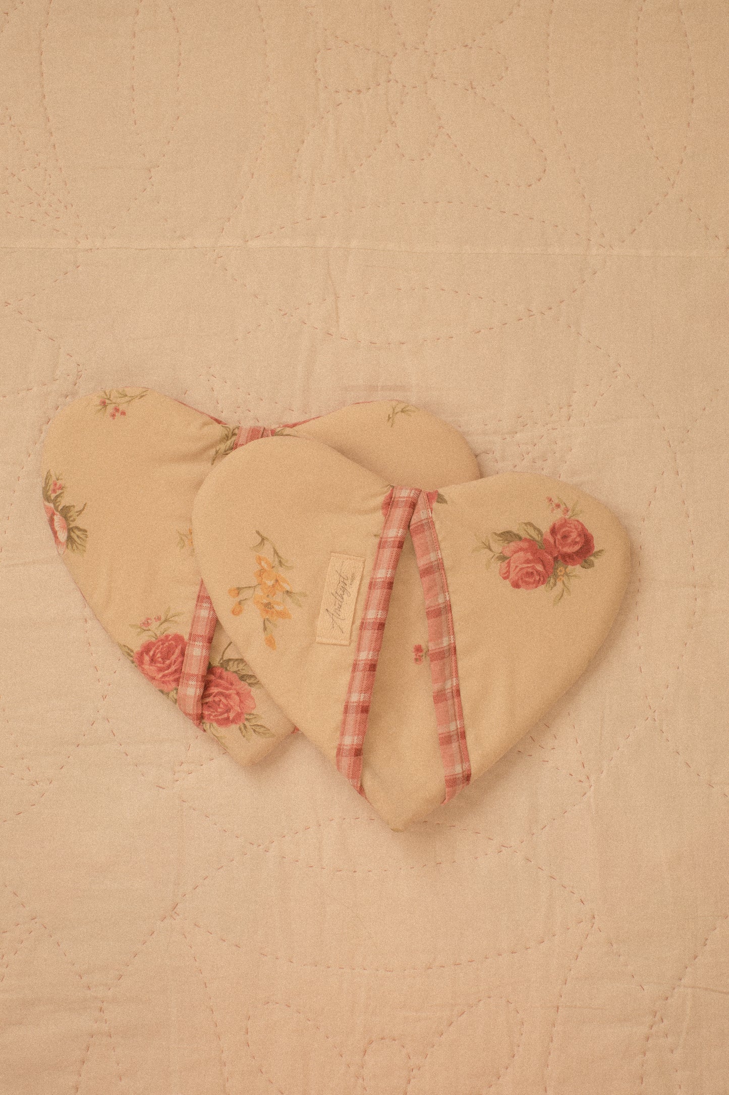 Handmade heart shaped oven mitts- apple blossom