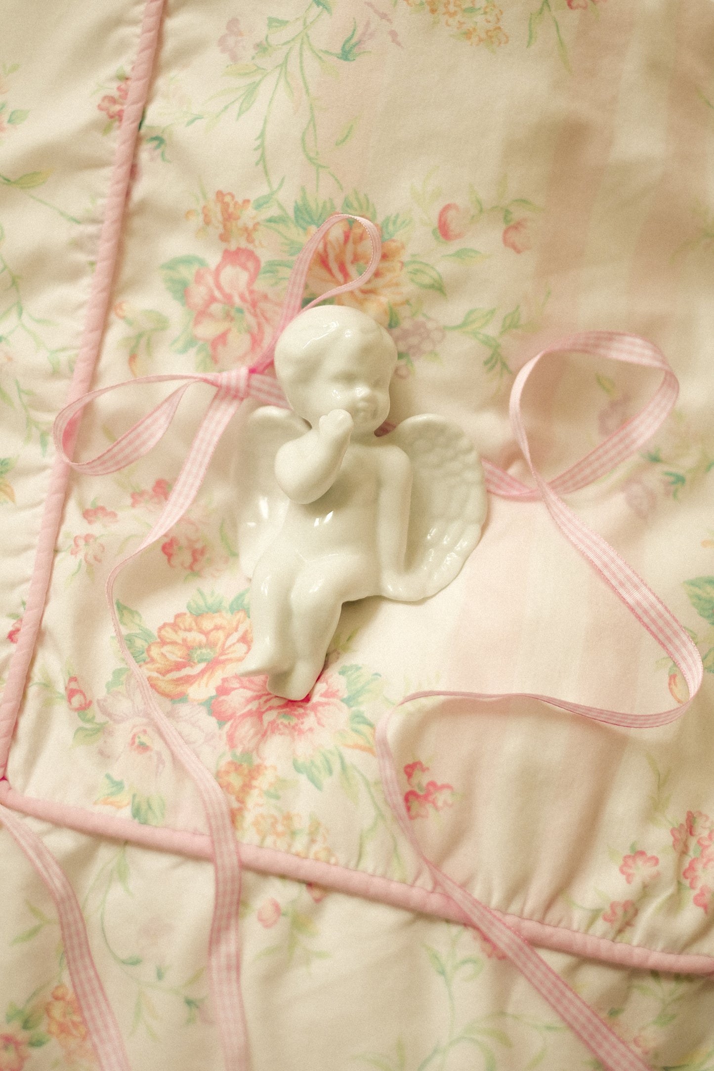 Vintage ceramic baby cupid angel figurine ♡