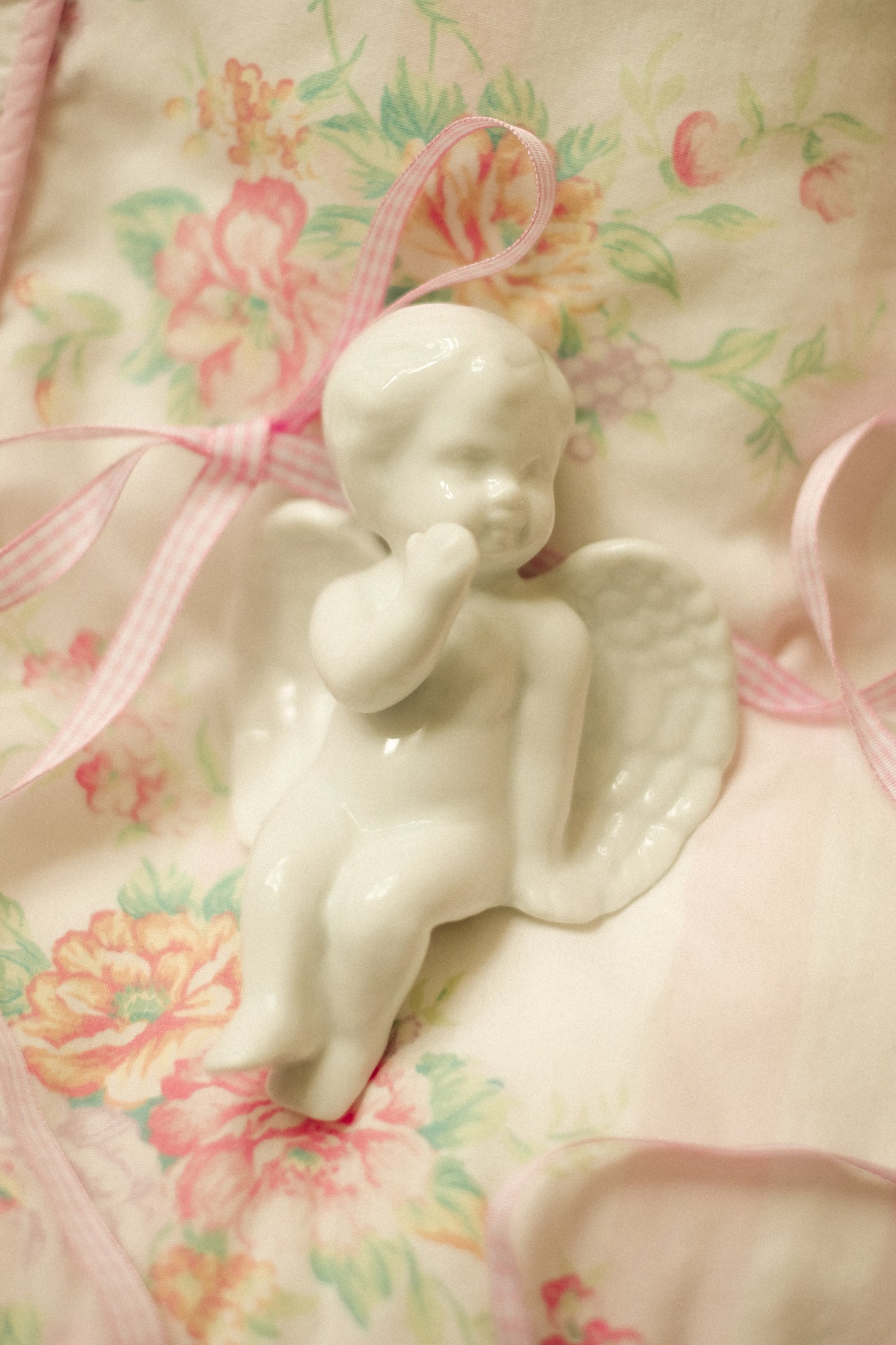 Vintage ceramic baby cupid angel figurine ♡