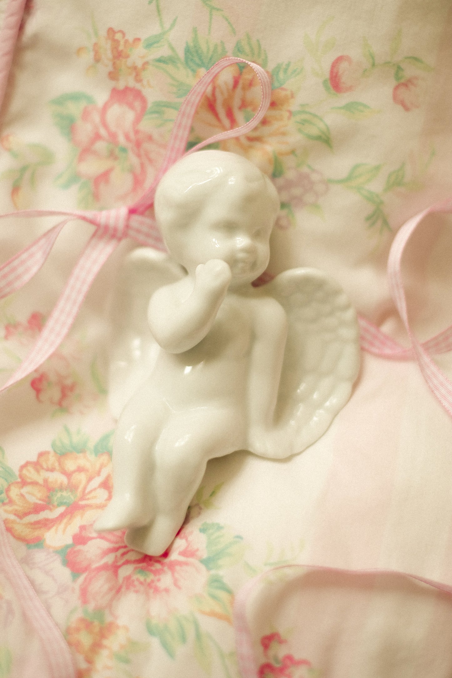 Vintage ceramic baby cupid angel figurine ♡