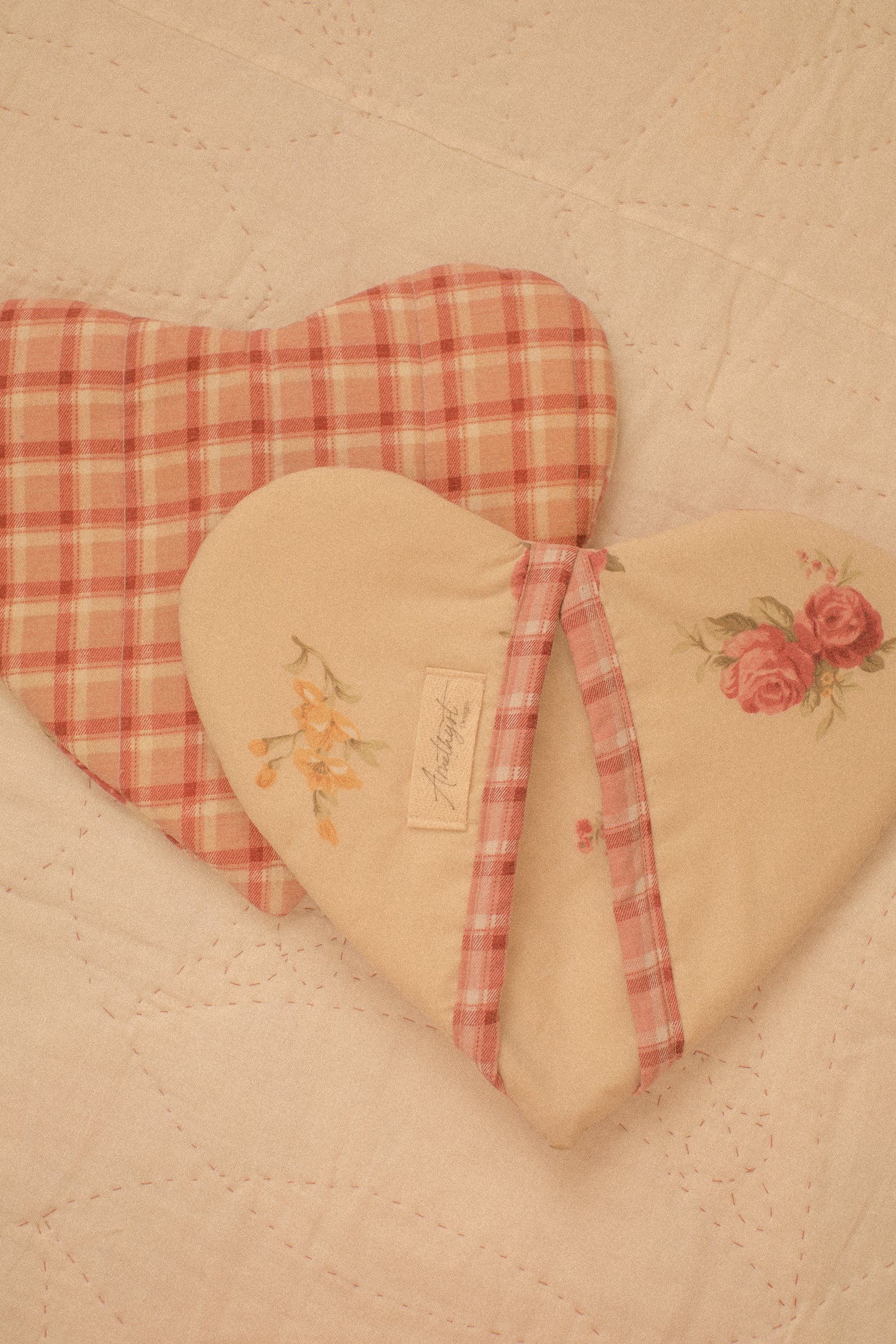 Handmade heart shaped oven mitts- apple blossom