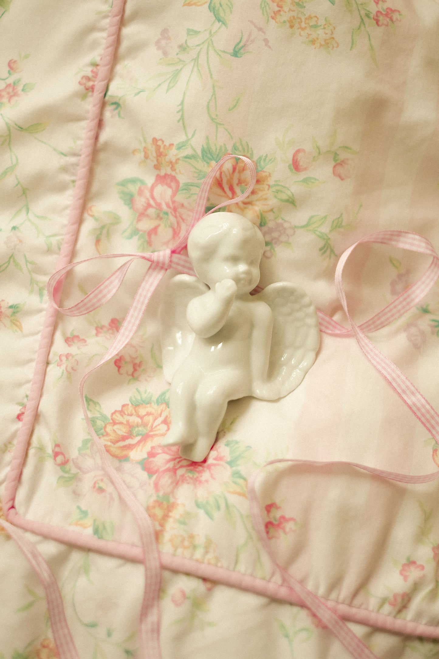 Vintage ceramic baby cupid angel figurine ♡