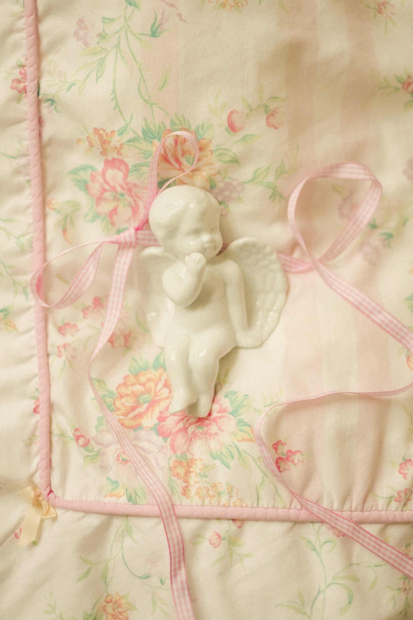 Vintage ceramic baby cupid angel figurine ♡