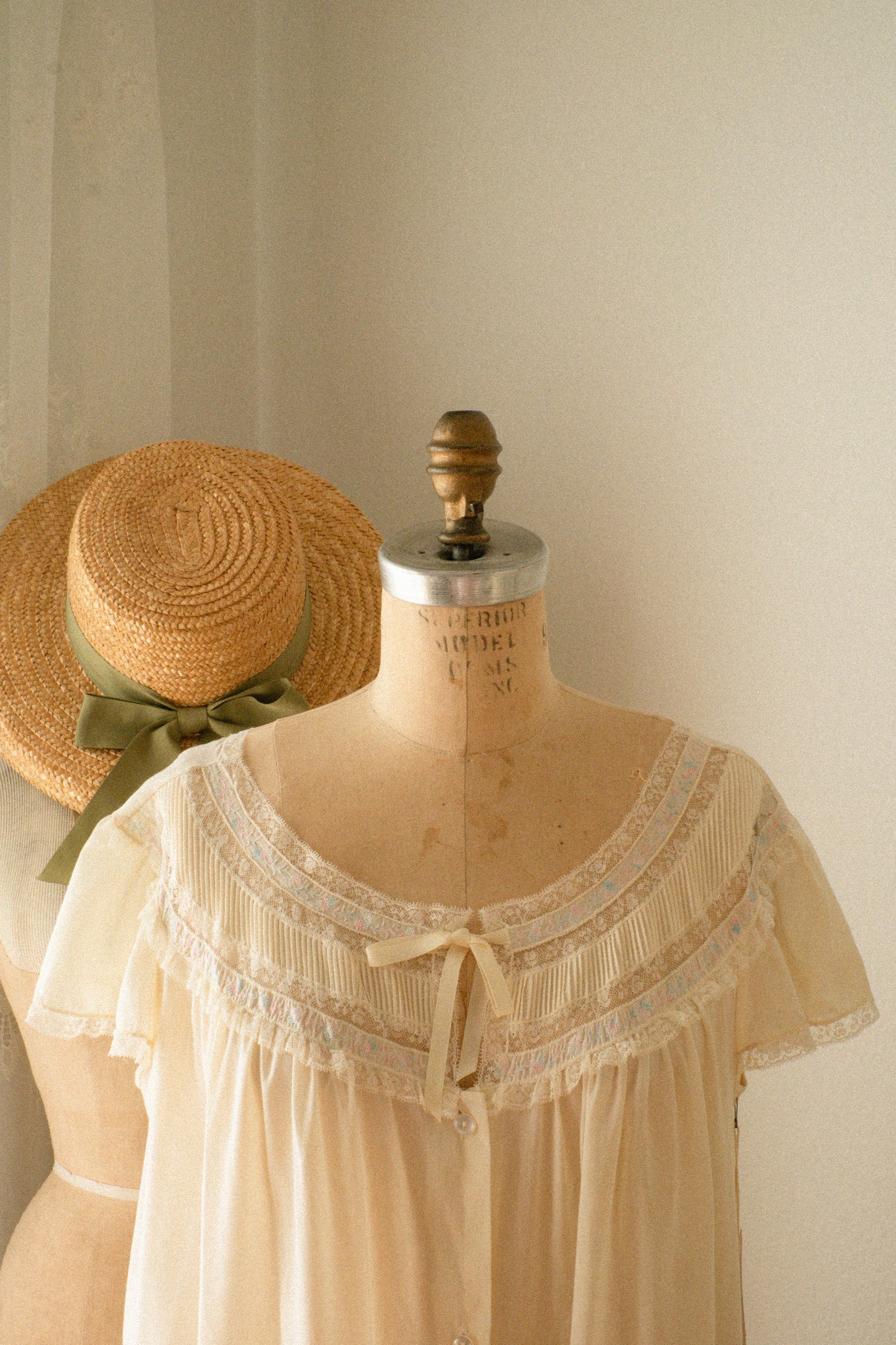 Vintage embroidered butter yellow sleep dress