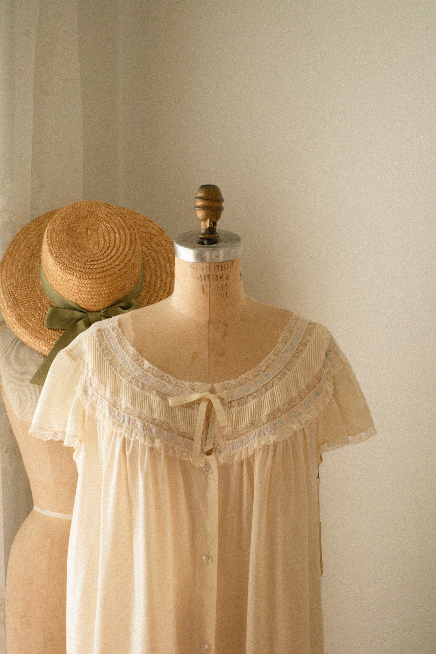 Vintage embroidered butter yellow sleep dress