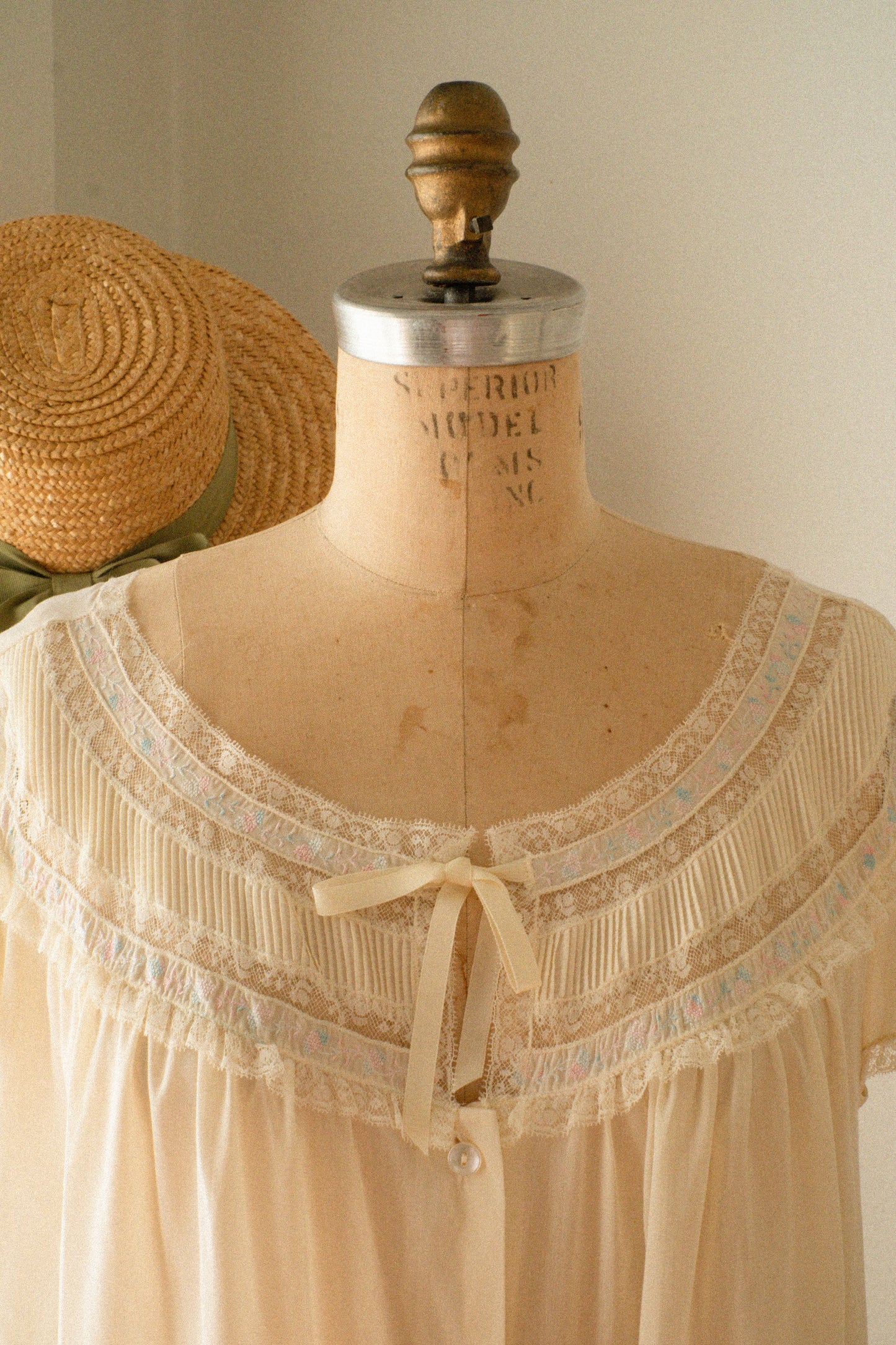 Vintage embroidered butter yellow sleep dress