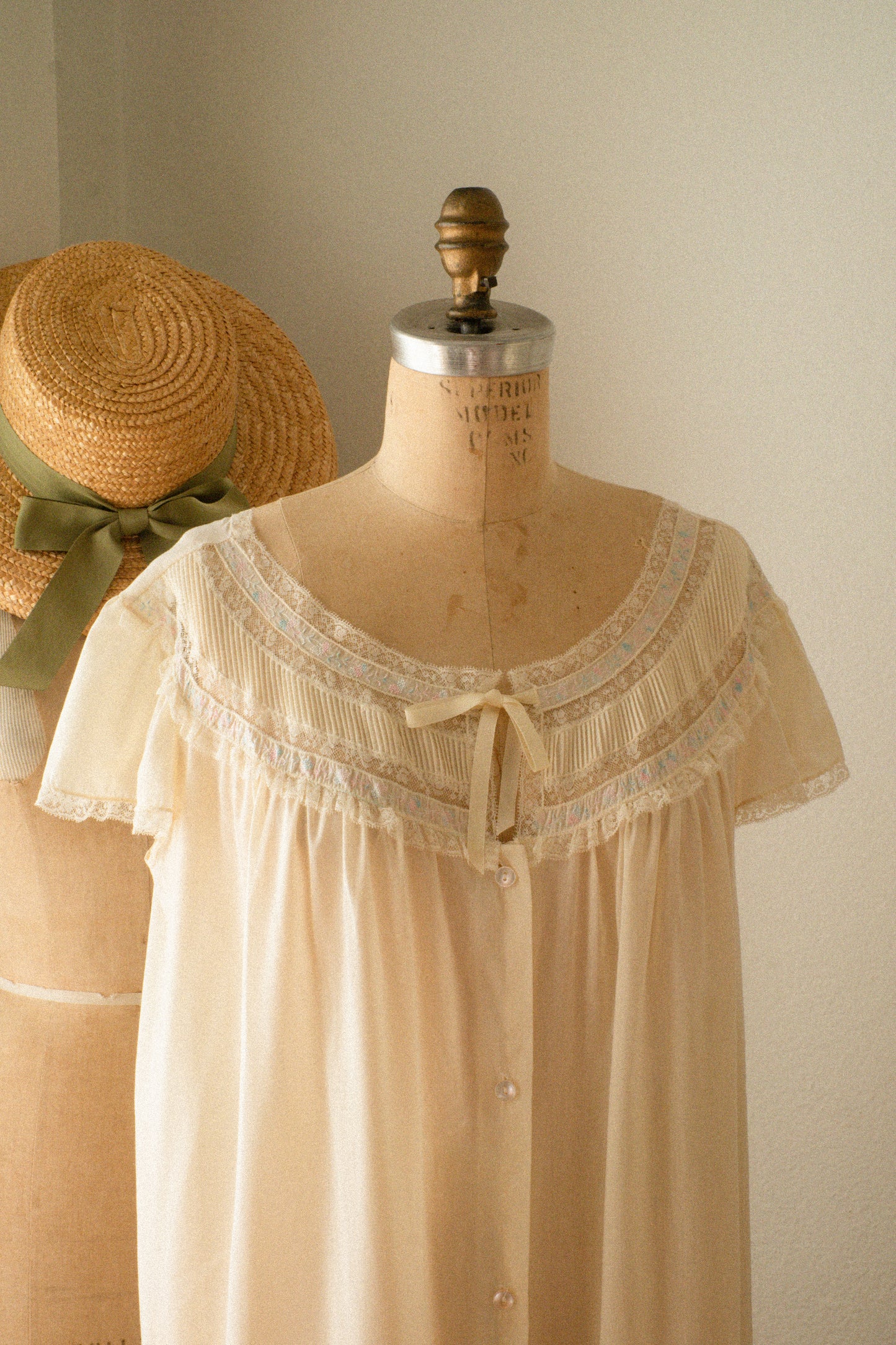 Vintage embroidered butter yellow sleep dress