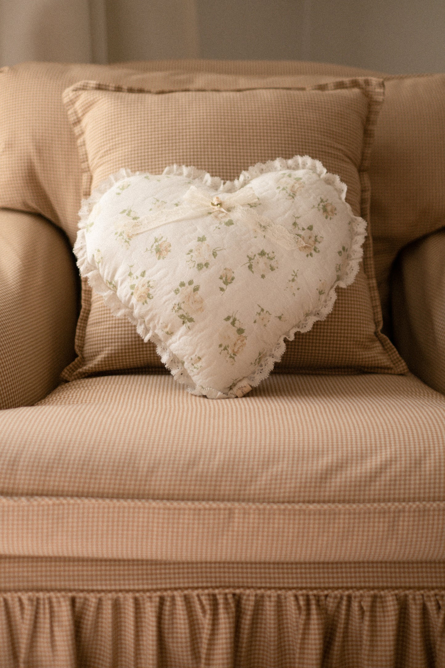 Handmade ruffled heart pillow - Jane