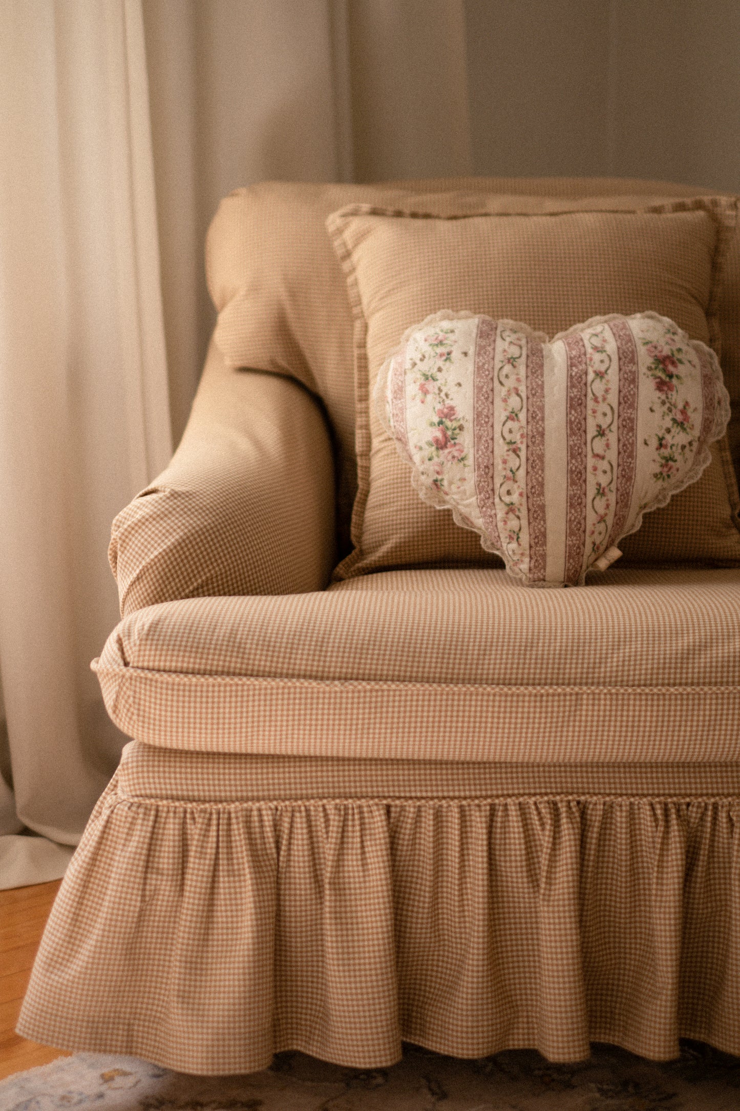 Handmade ruffled heart pillow - Elizabeth
