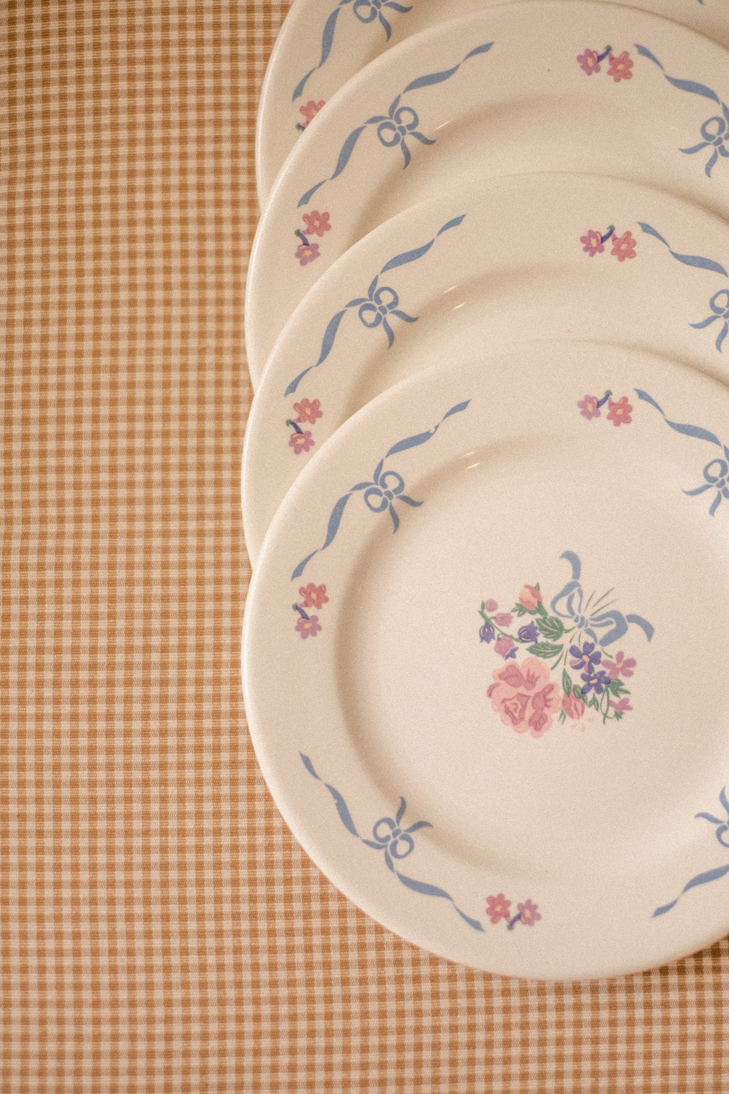 Vintage dainty rose & bow dessert plates - Set of four ♡