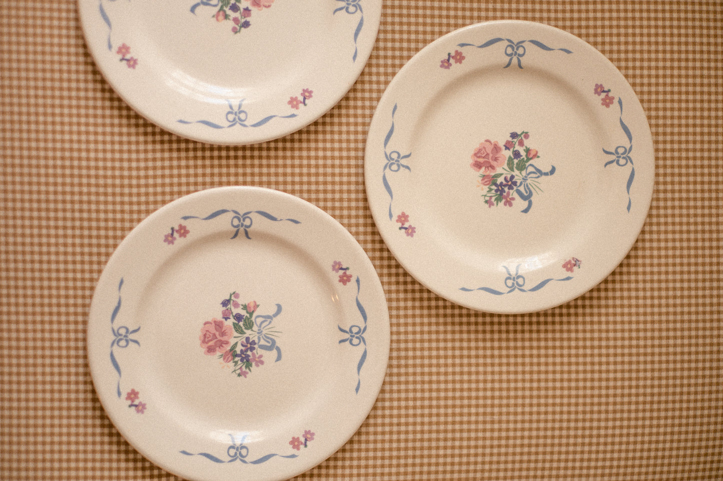 Vintage dainty rose & bow dessert plates - Set of four ♡