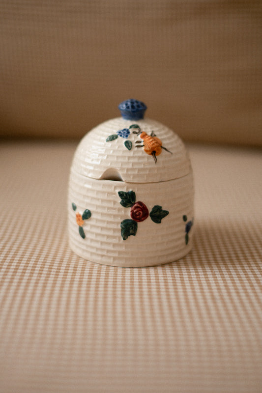 Vintage handpainted ceramic honey pot♡