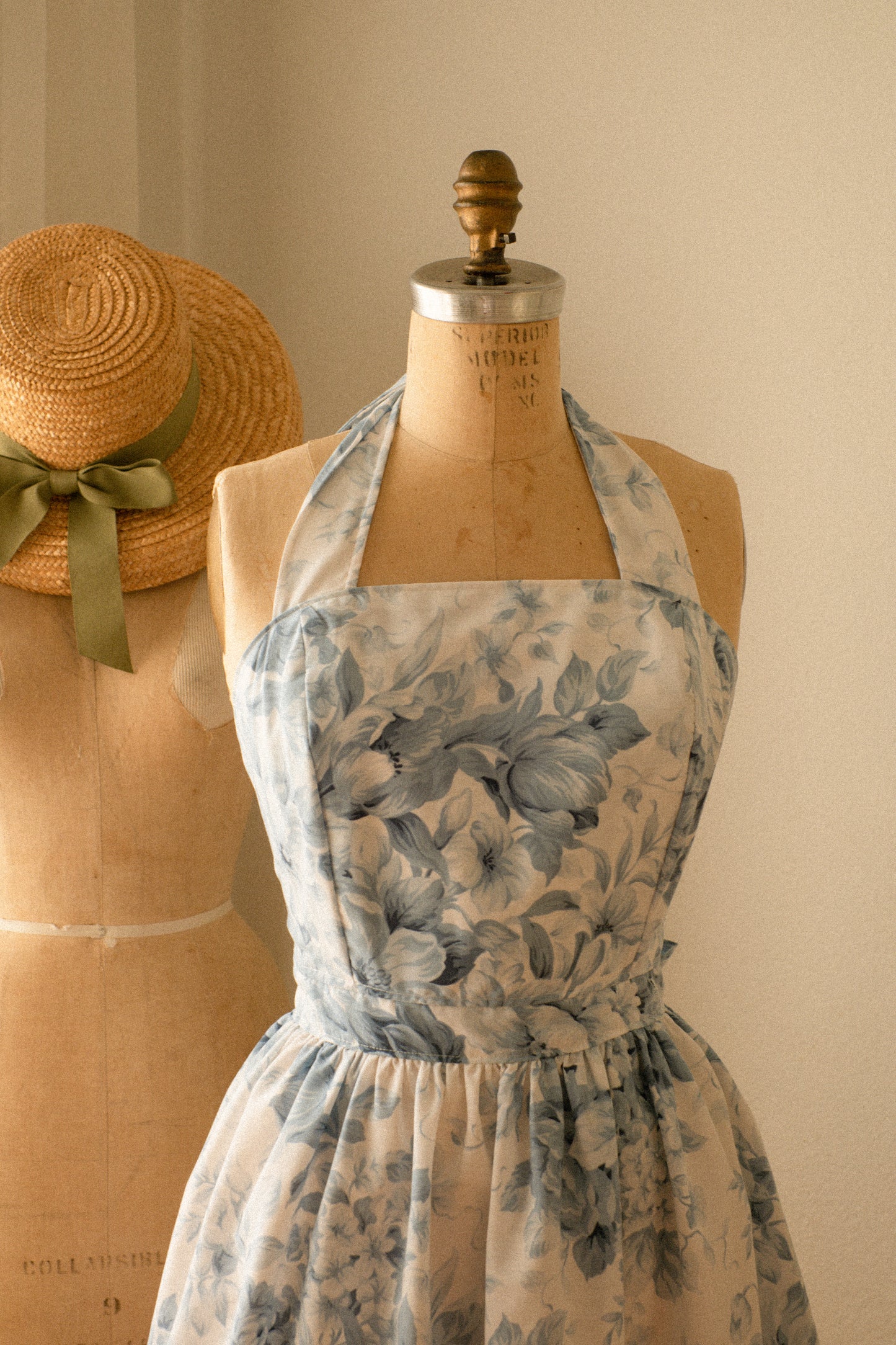 Handmade vintage inspired apron - porcelain