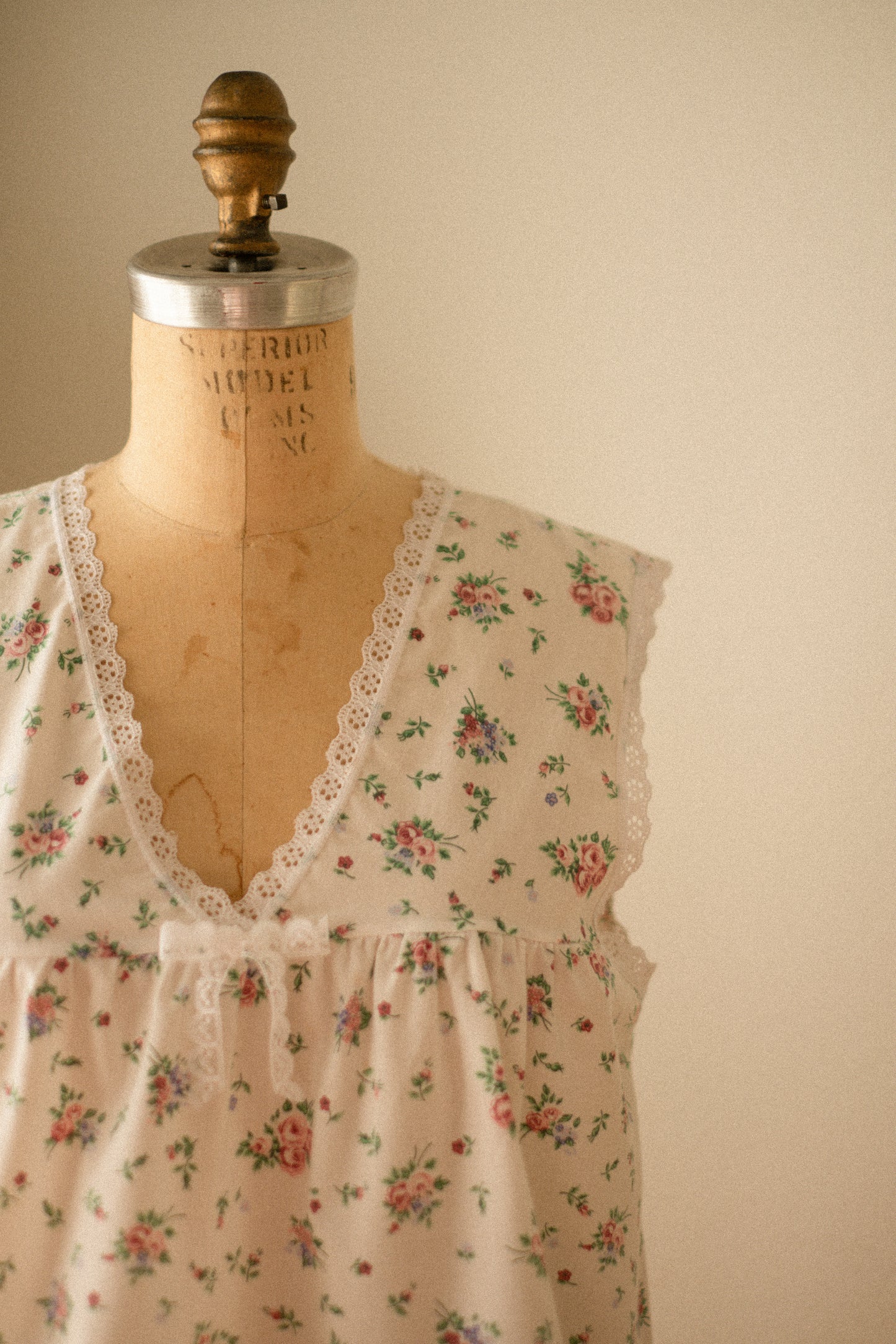 Vintage floral lacy pyjama set