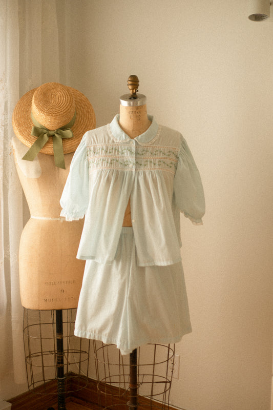 Vintage embroidered lacy pyjama set