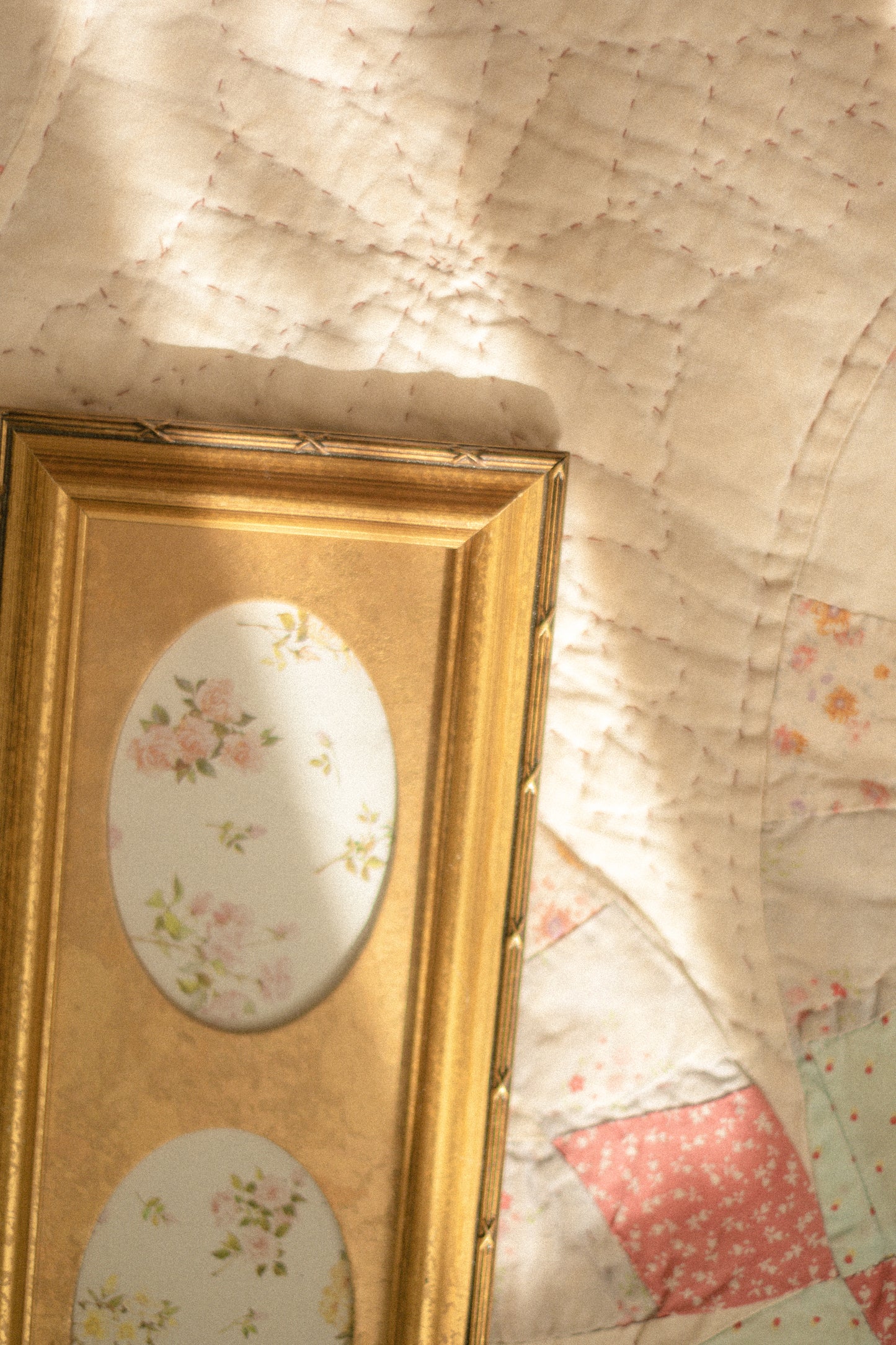 Vintage gold double picture frame