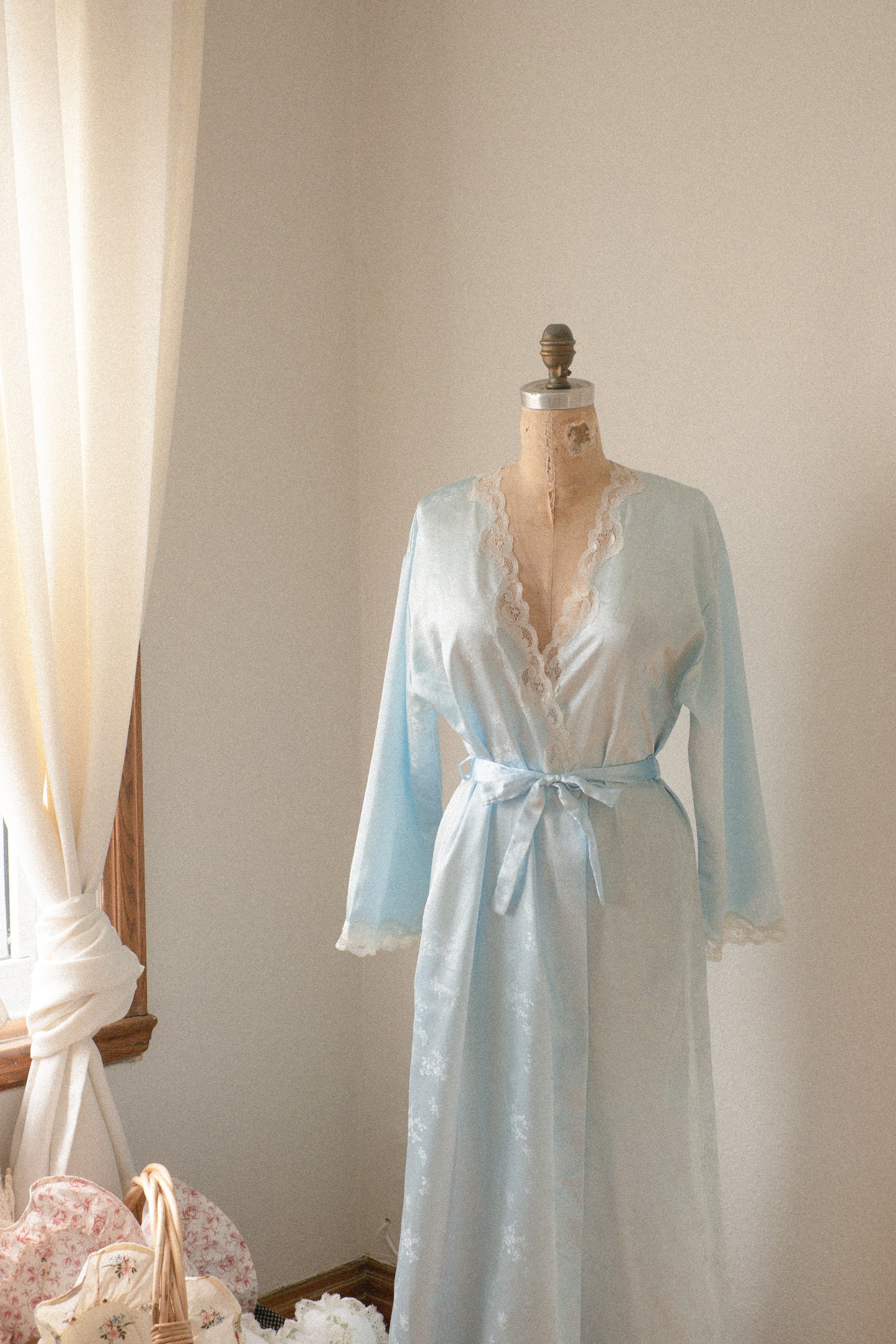 Vintage handmade baby blue satin dressing gown ♡