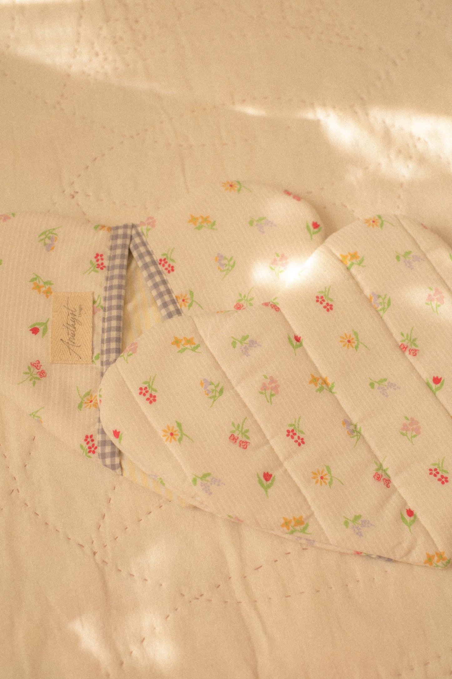 Handmade heart shaped oven mitts - violette