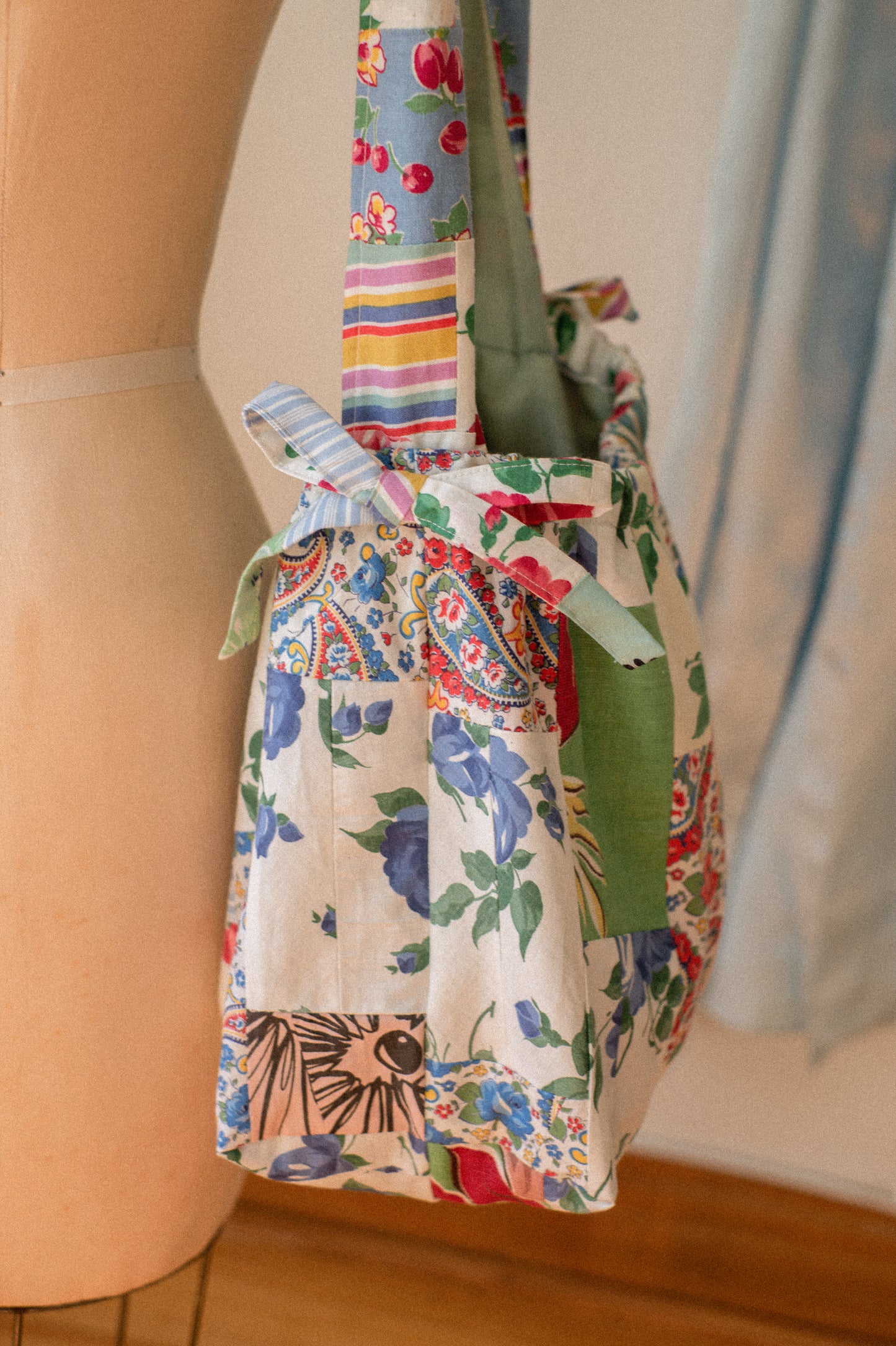 New! Handmade patchwork cotton tote bag - Printemps