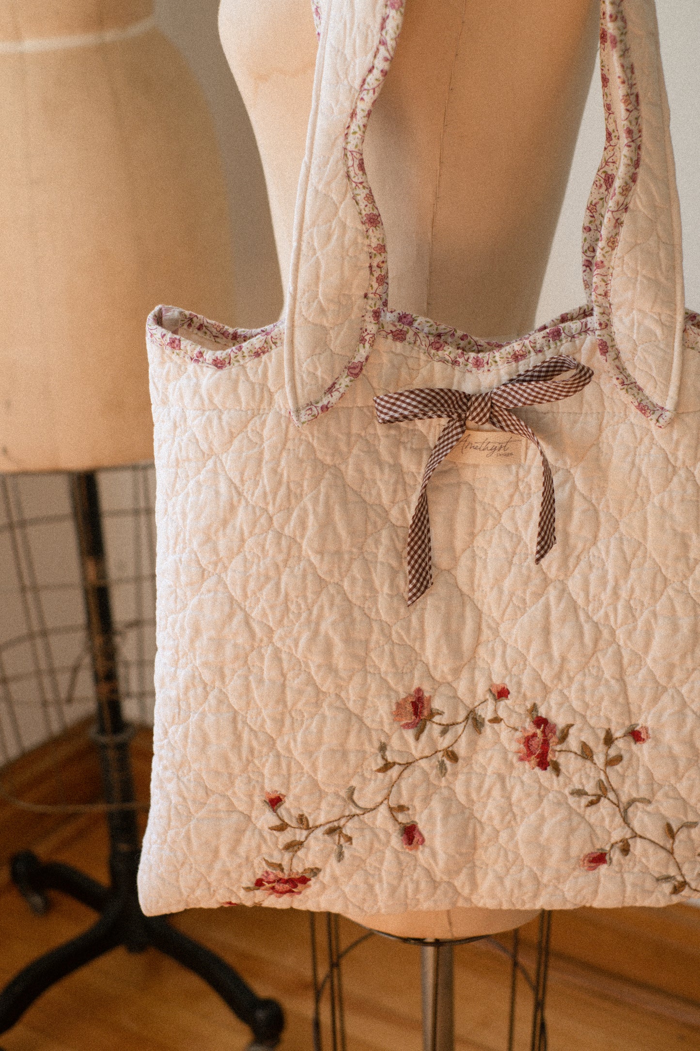 New! Handmade quilted tote bag - Raspberry