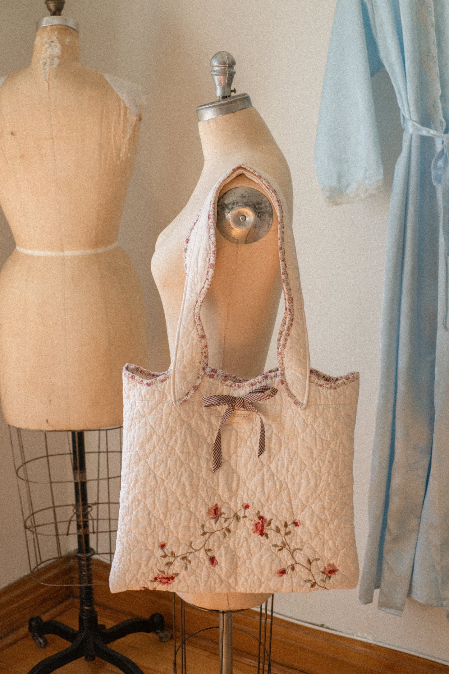 New! Handmade quilted tote bag - Raspberry