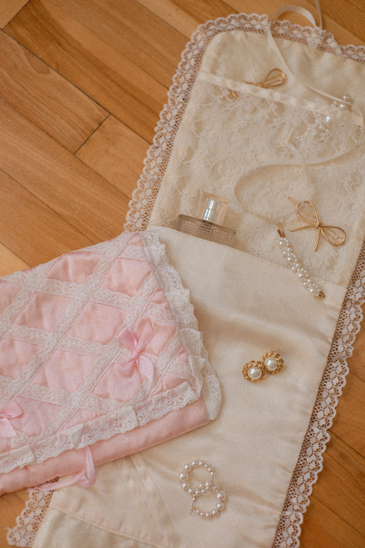 Vintage Satin lingerie bag - Pink bows