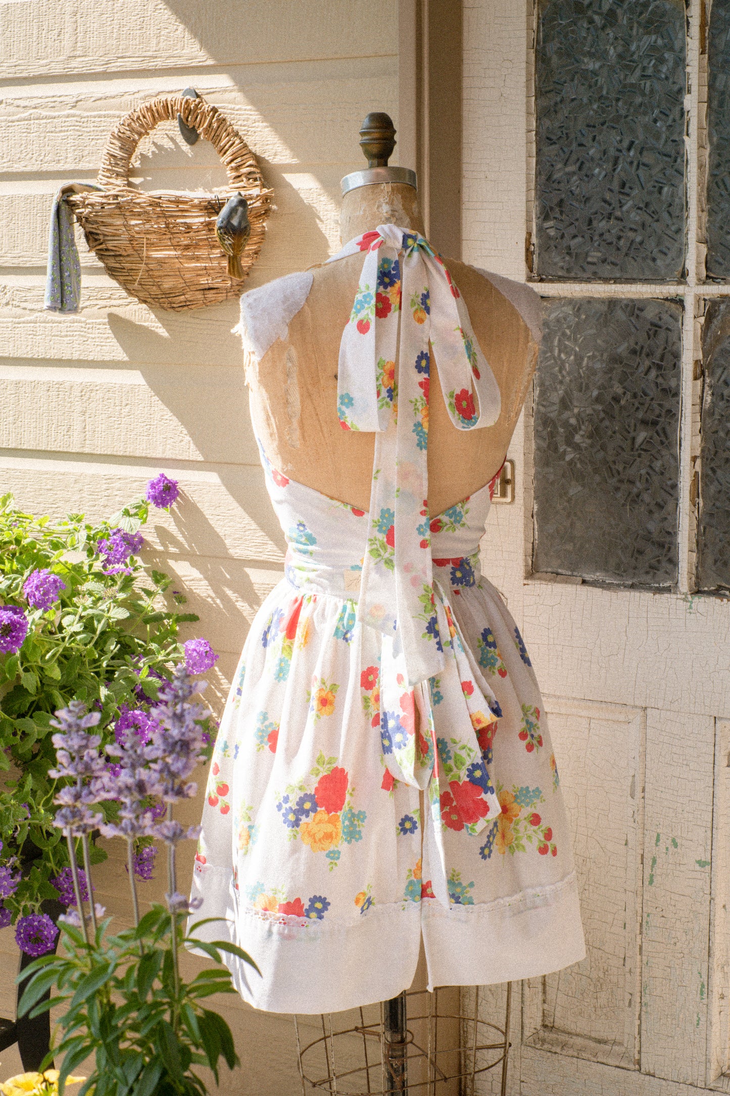 Handmade vintage inspired apron - Poppy