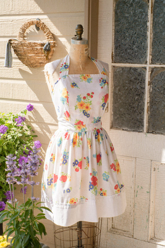Handmade vintage inspired apron - Poppy
