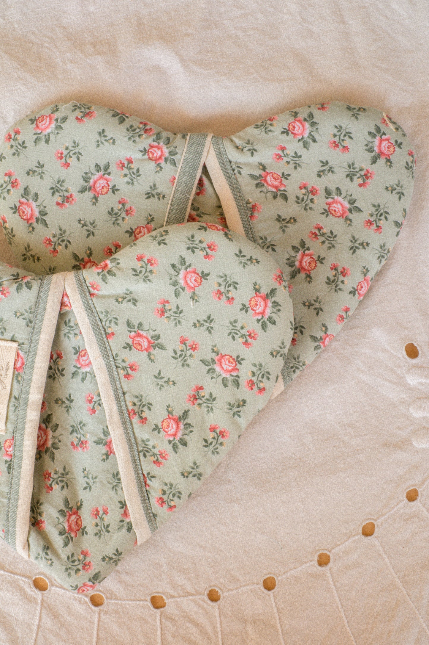 Handmade heart shaped oven mitt set -