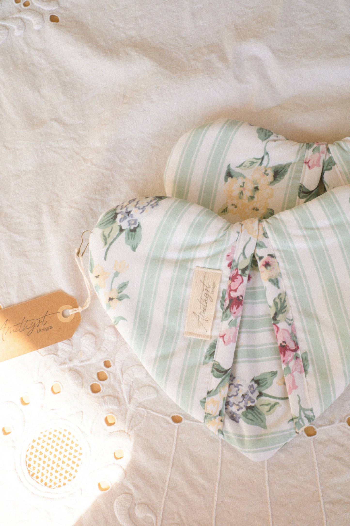 Handmade heart shaped oven mitt set - secret garden